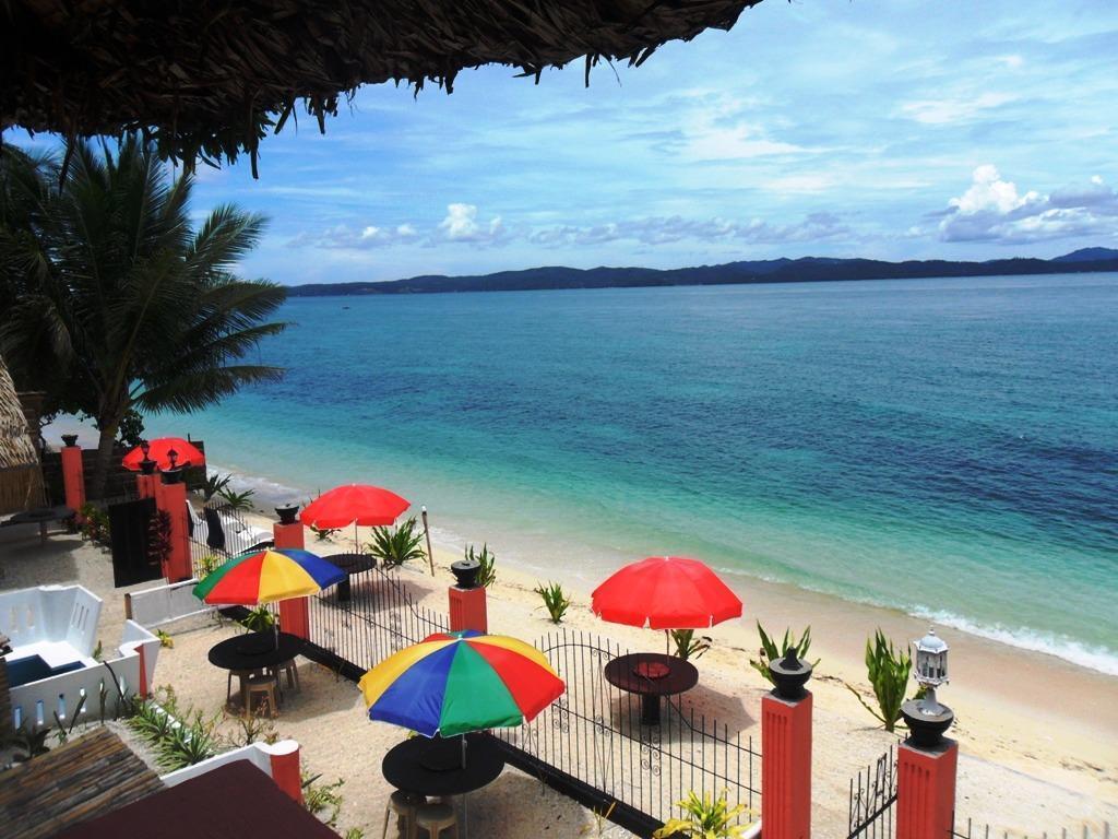 Crystal Sand Beach Resort Donsol Exteriör bild